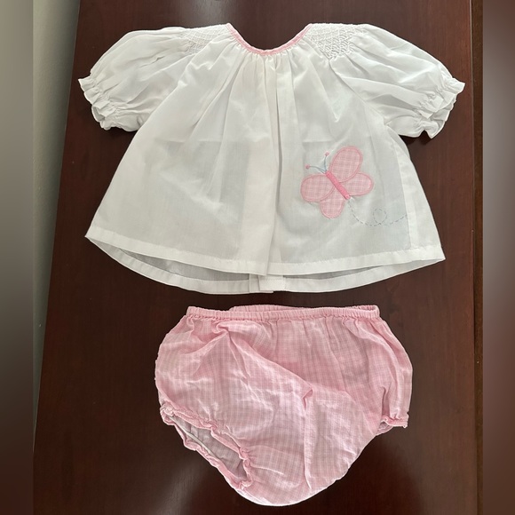 Petit Ami Ruffle Bloomers set GUC to be safe 9m - Picture 1 of 3